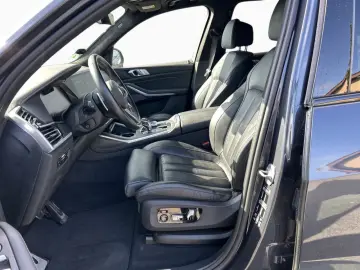 BMW X7 xDr40d MSpo Laser SoftClo Ventil DAPro 360 7Seat