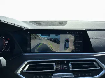 BMW X7 xDr40d MSpo Laser SoftClo Ventil DAPro 360 7Seat