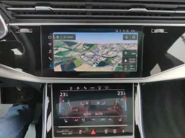 AUDI SQ8 4.0 TFSI