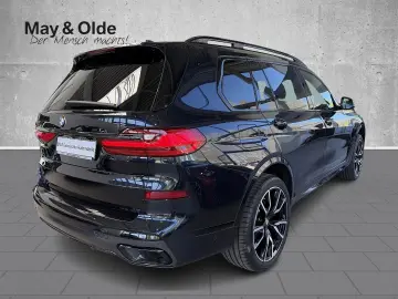 BMW X7 xDr40d MSpo SkyLoun SoftClose Massage Ventil DisplKey