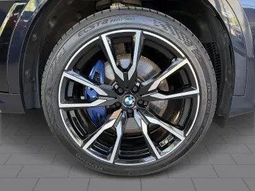 BMW X7 xDr40d MSpo SkyLoun SoftClose Massage Ventil DisplKey