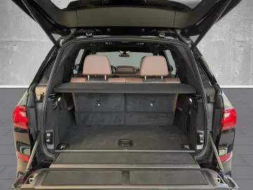 BMW X7 xDr40d MSpo SkyLoun SoftClose Massage Ventil DisplKey