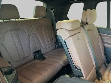 BMW X7 xDr40d MSpo SkyLoun SoftClose Massage Ventil DisplKey