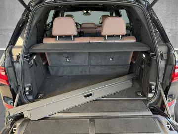 BMW X7 xDr40d MSpo SkyLoun SoftClose Massage Ventil DisplKey