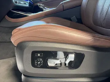 BMW X7 xDr40d MSpo SkyLoun SoftClose Massage Ventil DisplKey