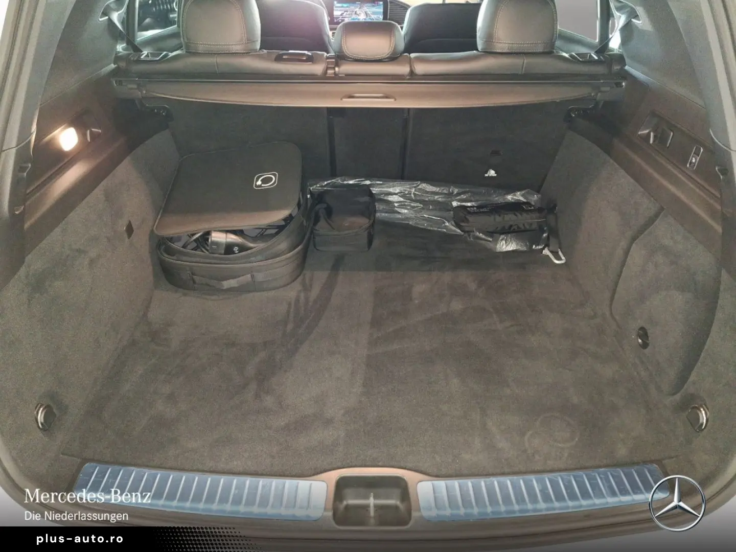 MERCEDES-BENZ GLE53 HYBRID 4M AMG Premium Pano Burme