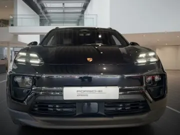 PORSCHE Macan Electric 4  CHRONO BOSE
