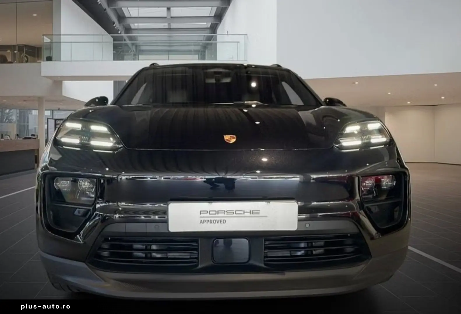 PORSCHE Macan Electric 4  CHRONO BOSE