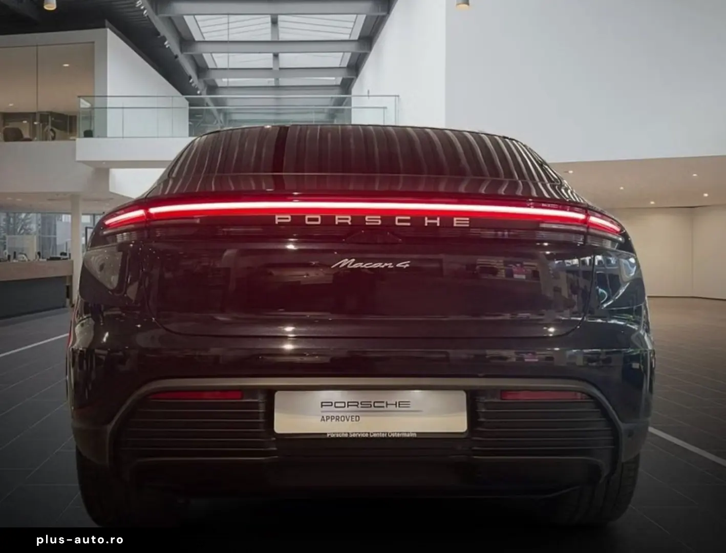 PORSCHE Macan Electric 4  CHRONO BOSE