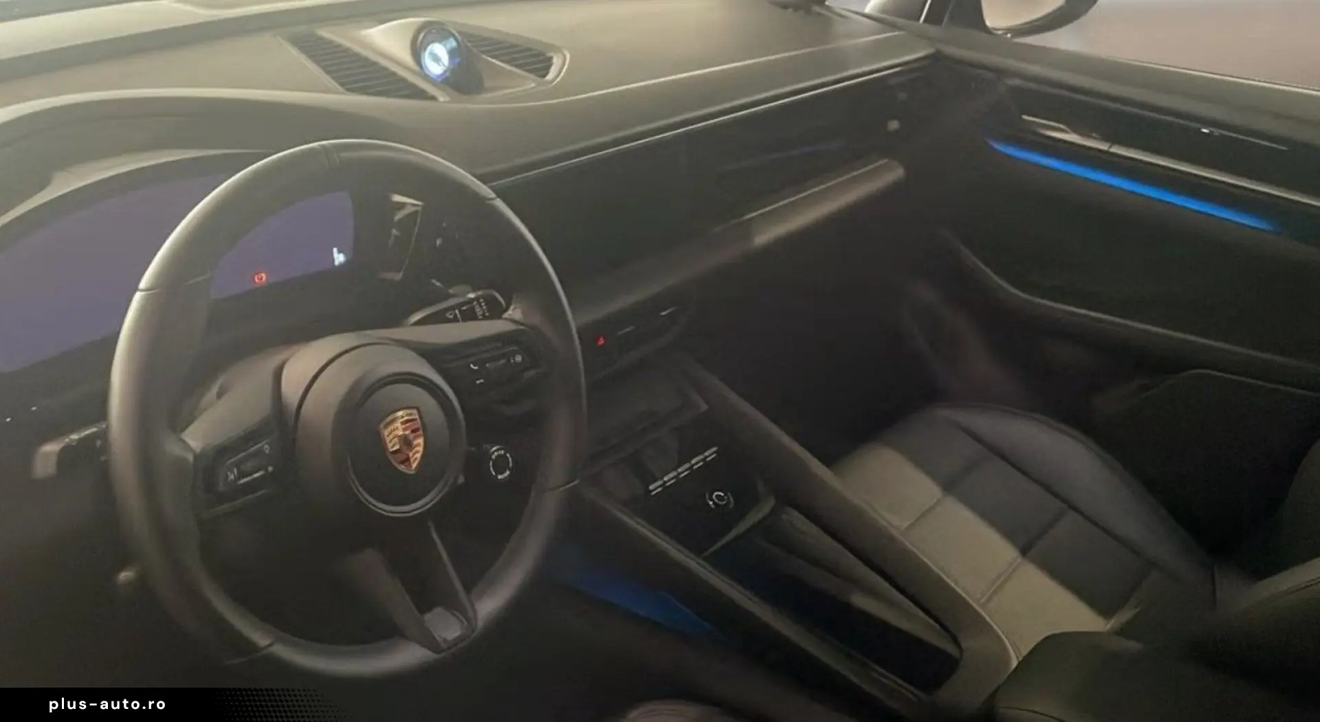 PORSCHE Macan Electric 4  CHRONO BOSE