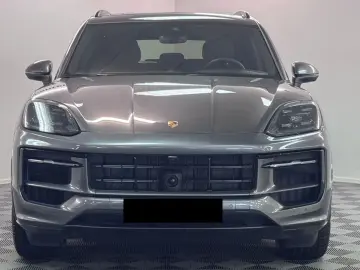 PORSCHE Cayenne E-Hybrid