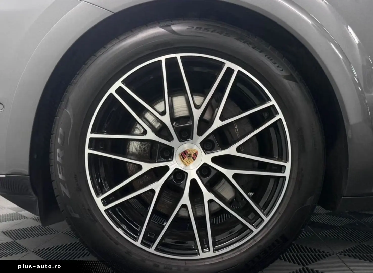 PORSCHE Cayenne E-Hybrid