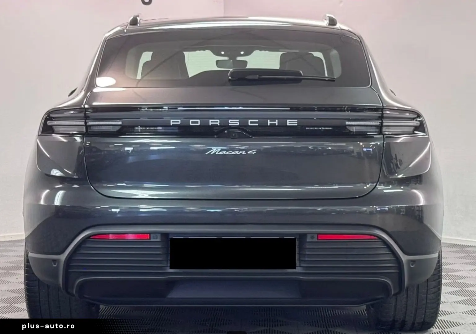 PORSCHE Macan Electric 4 PASM Sport Chrono