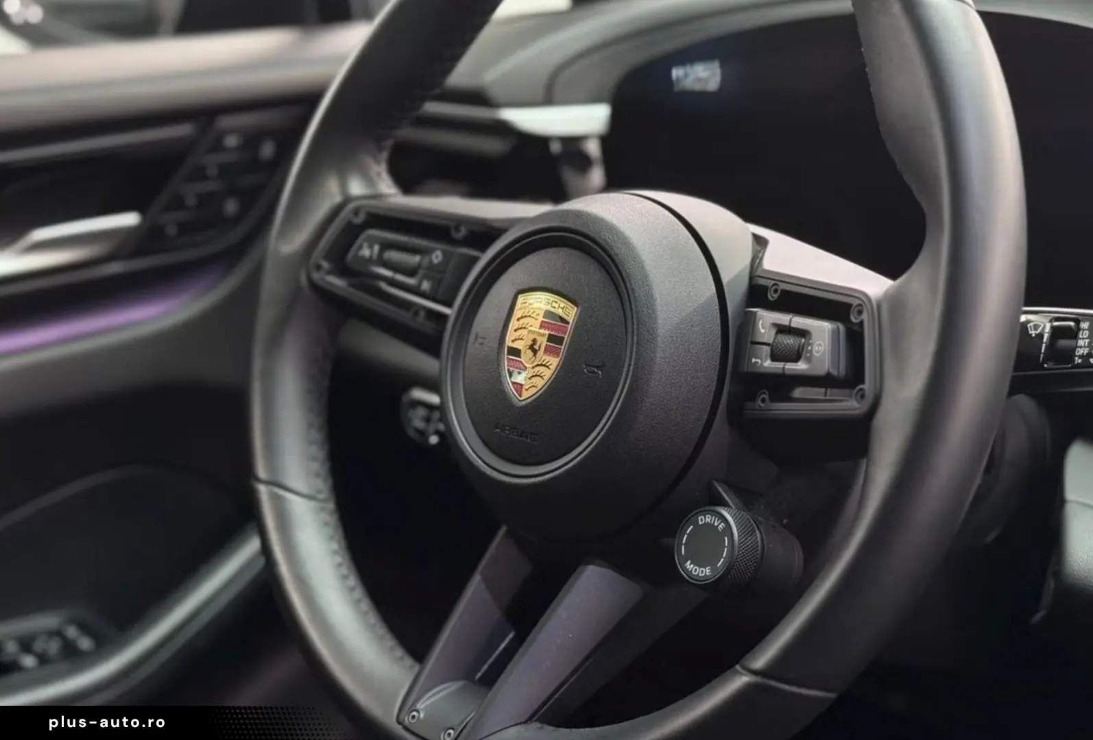 PORSCHE Macan Electric 4 PASM Sport Chrono