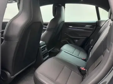 PORSCHE Macan Electric 4 PASM Sport Chrono