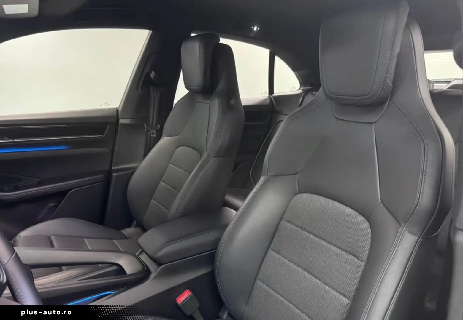 PORSCHE Macan Electric 4 PASM Sport Chrono