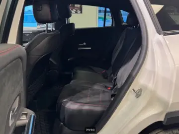 MERCEDES-BENZ GLA 200 d STANDHEIZUNG  Night-Paket  KAMERA