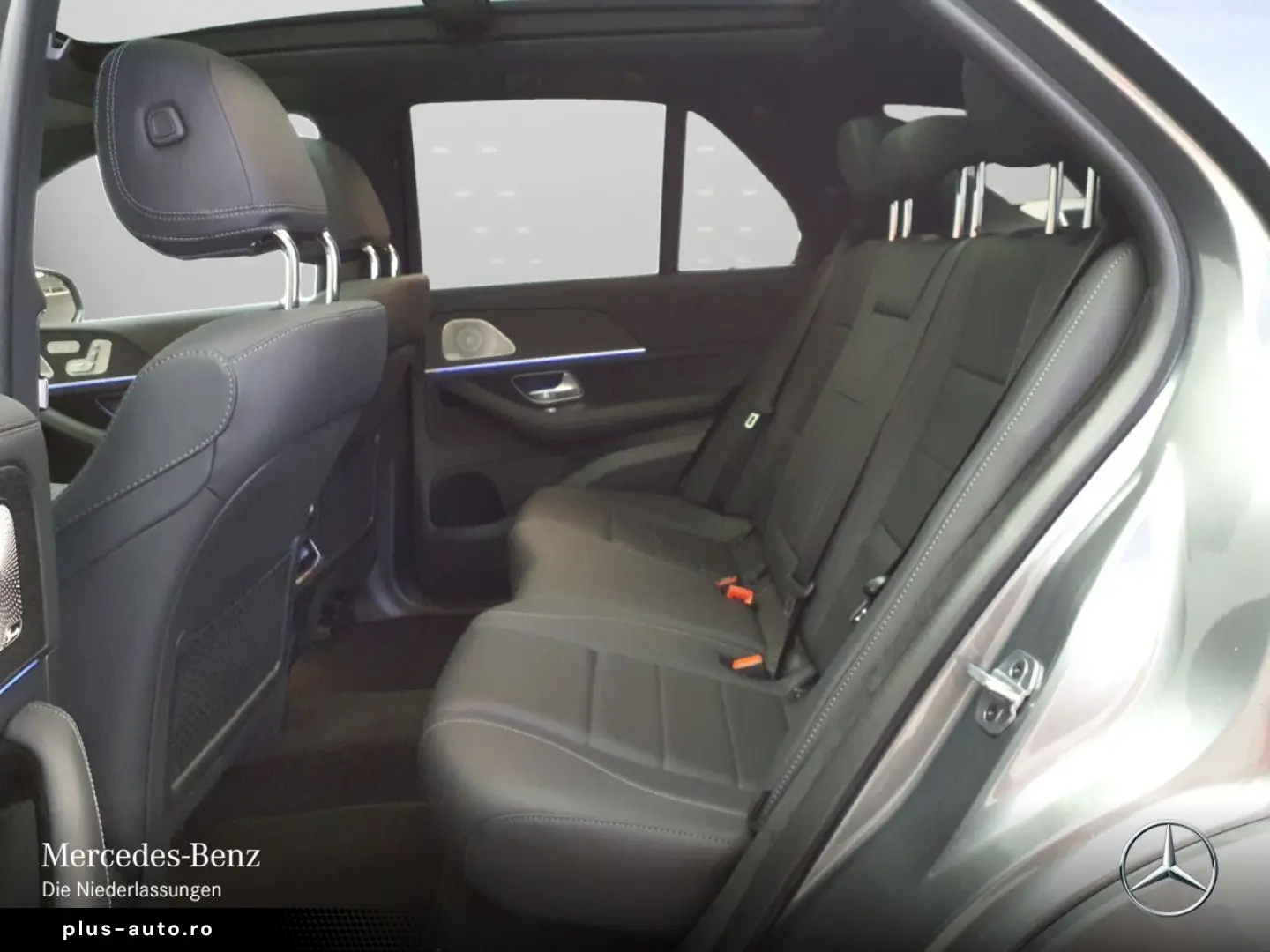 MERCEDES-BENZ GLE 400 e 4M AMG DISTR Pano