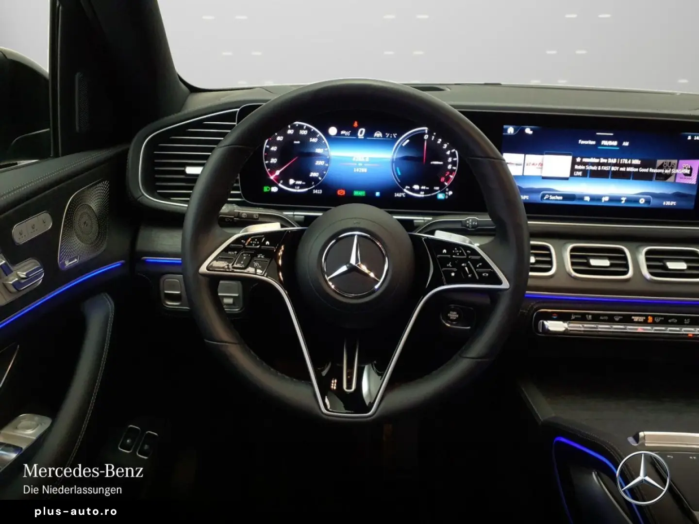 MERCEDES-BENZ GLE 400 e 4M AMG DISTR Pano