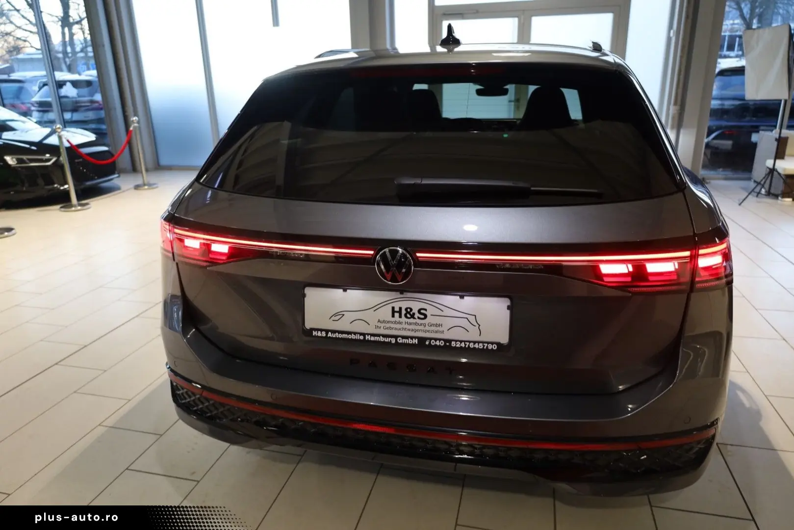 VW Passat Variant 2.0 TDI 4Motion R-Line AHK