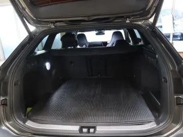 VW Passat Variant 2.0 TDI 4Motion R-Line AHK