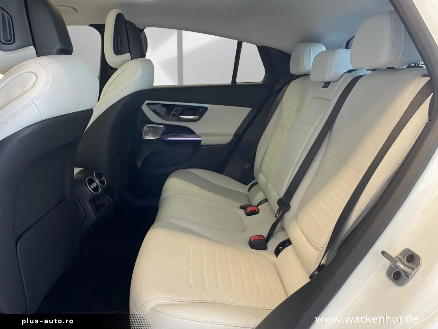 MERCEDES-BENZ GLC300 4M AMG PANO NIGHT AHK BURM TOTW 360
