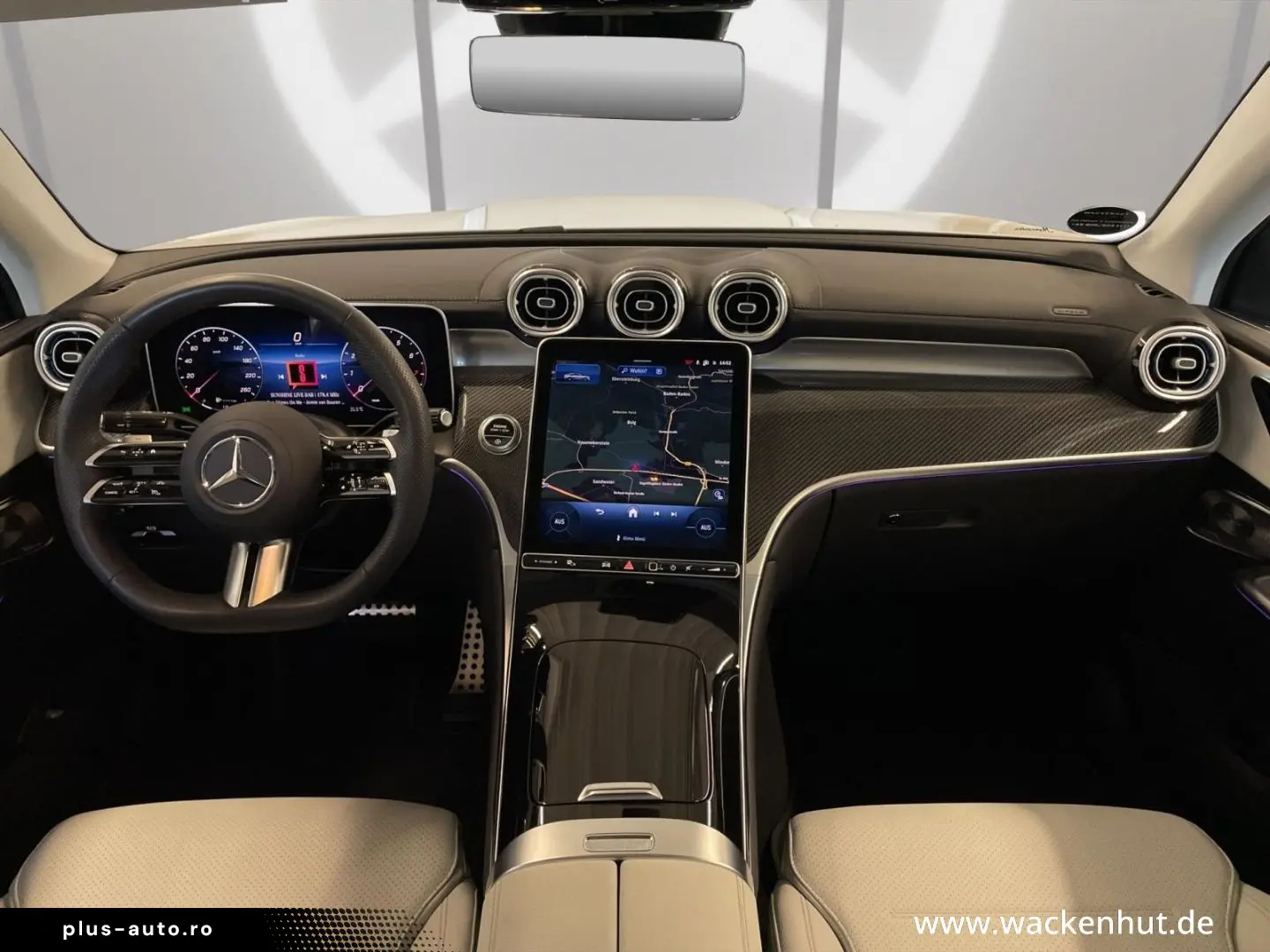 MERCEDES-BENZ GLC300 4M AMG PANO NIGHT AHK BURM TOTW 360