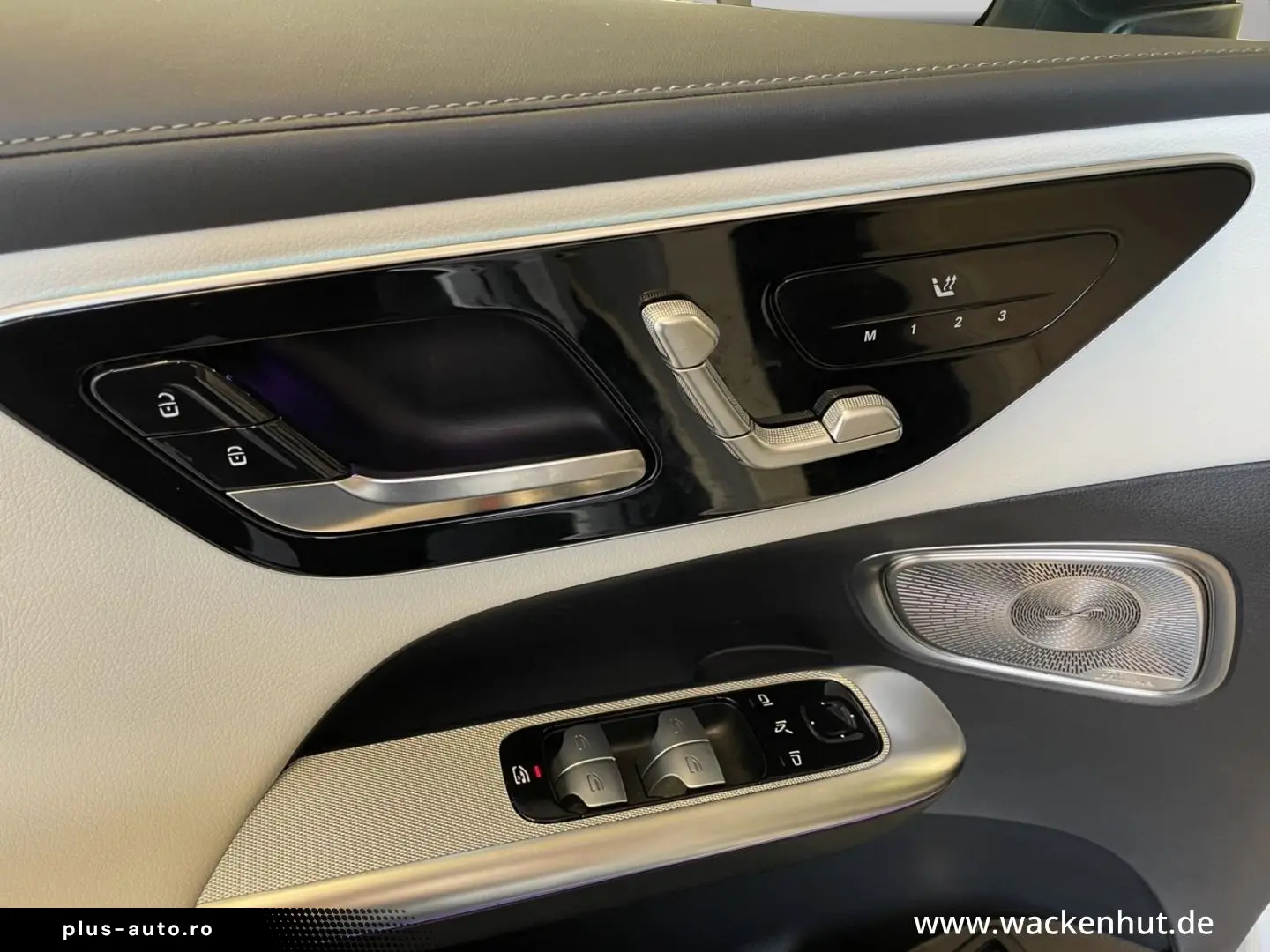 MERCEDES-BENZ GLC300 4M AMG PANO NIGHT AHK BURM TOTW 360