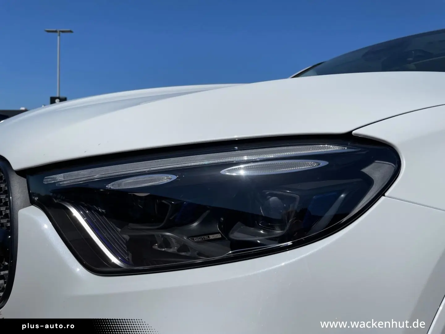 MERCEDES-BENZ GLC300 4M AMG PANO NIGHT AHK BURM TOTW 360