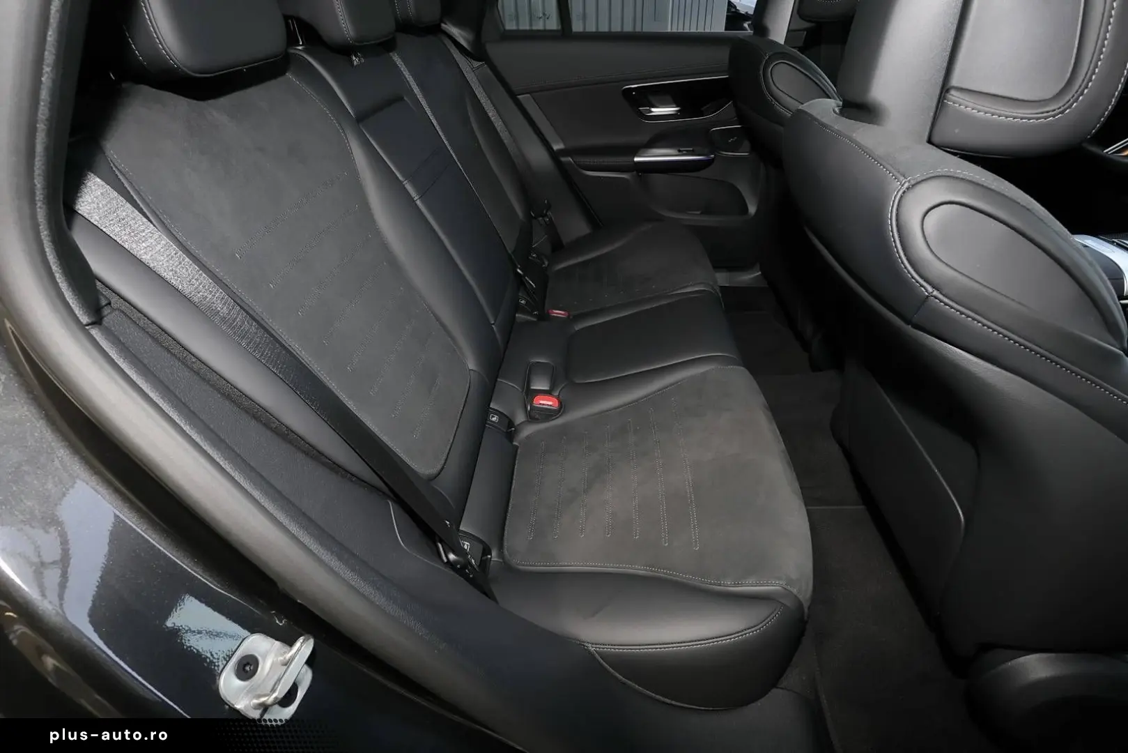 MERCEDES-BENZ GLC300 d 4M AMG  360  DIG-LED Pano AHK 20