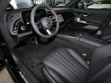 MERCEDES-BENZ E450 d 4M LIM AMG  360  DIG-LED AHK Standhz
