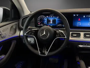 MERCEDES-BENZ GLE 350de 4M AMG Pano Airmatic 360