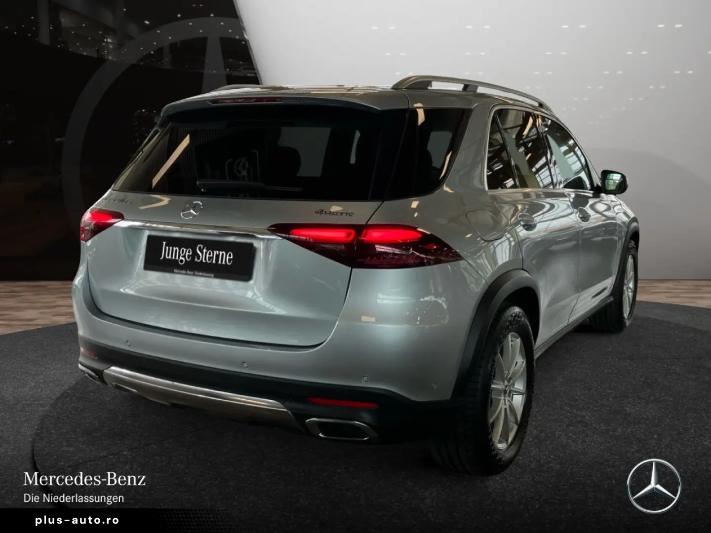 MERCEDES-BENZ GLE 350 de ADVANCED PANO AHK MBUX MULTIBEAM WD