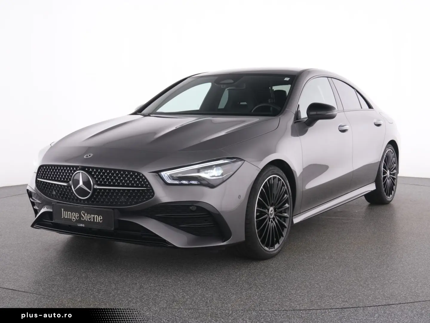 MERCEDES-BENZ CLA 220 d AMG MBUX LED Pano AHK Mem