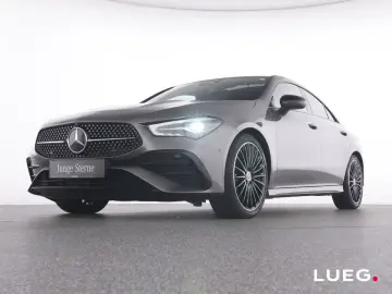 MERCEDES-BENZ CLA 220 d AMG MBUX LED Pano AHK Mem