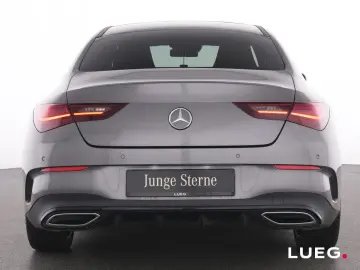 MERCEDES-BENZ CLA 220 d AMG MBUX LED Pano AHK Mem