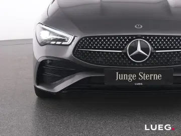 MERCEDES-BENZ CLA 220 d AMG MBUX LED Pano AHK Mem