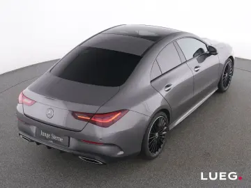 MERCEDES-BENZ CLA 220 d AMG MBUX LED Pano AHK Mem