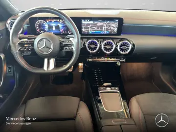 MERCEDES-BENZ CLA 220d Cp AMG  Pano Night AHK Multibe