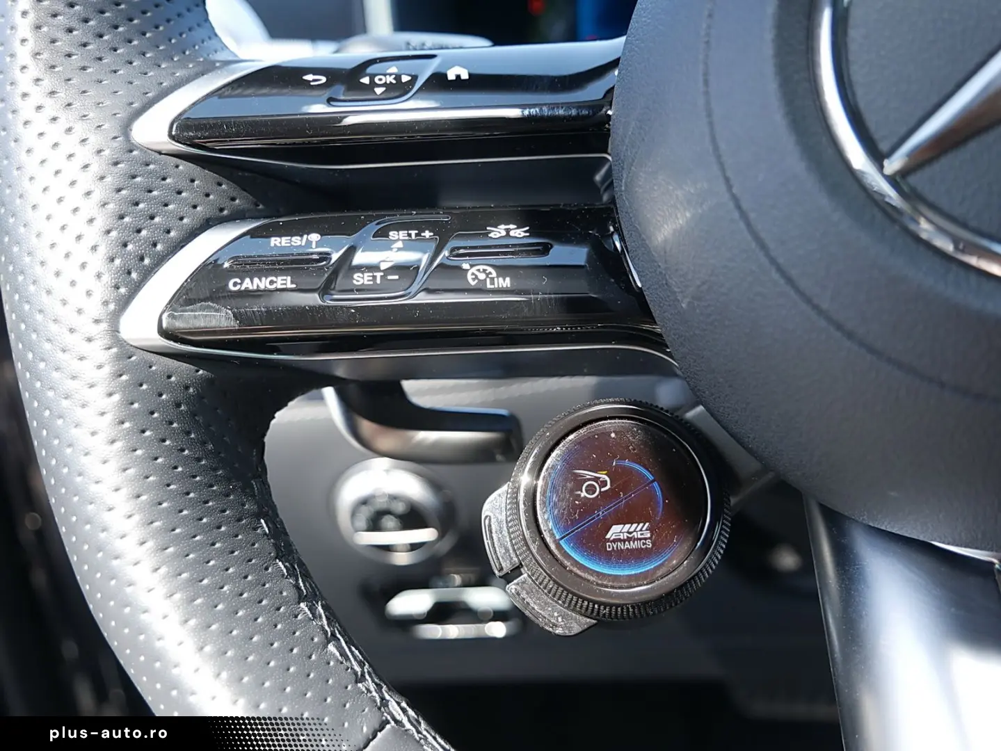 MERCEDES-BENZ SL63 AMG 4M PREMIUM PLUS HUD SITZKLIMA MASSAGE