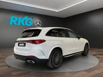 MERCEDES-BENZ GLC 300 de 4M EDITION AMG DISTR PANO 360 AHK
