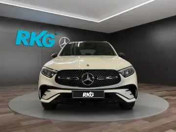 MERCEDES-BENZ GLC 300 de 4M EDITION AMG DISTR PANO 360 AHK