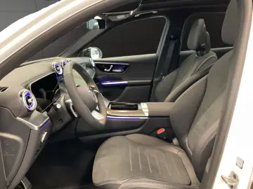 MERCEDES-BENZ GLC 300 de 4M EDITION AMG DISTR PANO 360 AHK