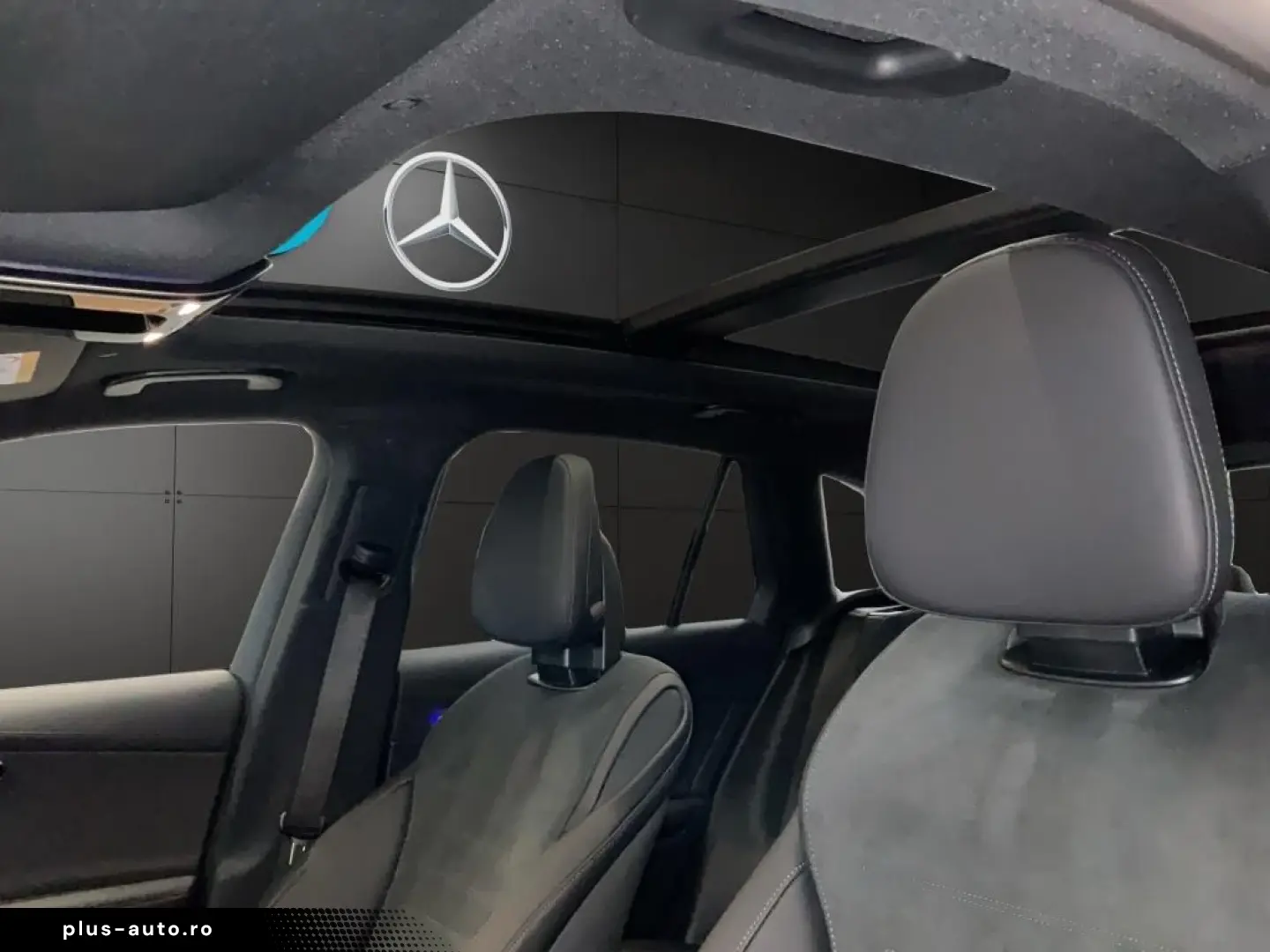 MERCEDES-BENZ GLC 300 de 4M EDITION AMG DISTR PANO 360 AHK