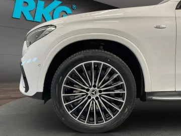 MERCEDES-BENZ GLC 300 de 4M EDITION AMG DISTR PANO 360 AHK