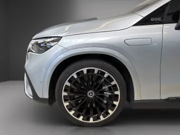 MERCEDES-BENZ EQE 350 SUV 4M AMG Prem. Plus AHK HUD Pano 22