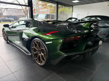 LAMBORGHINI Aventador SVJ AD Personam- Capristo-Shiny Carbon