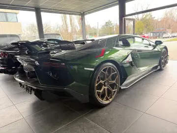 LAMBORGHINI Aventador SVJ AD Personam- Capristo-Shiny Carbon