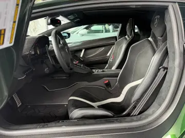 LAMBORGHINI Aventador SVJ AD Personam- Capristo-Shiny Carbon