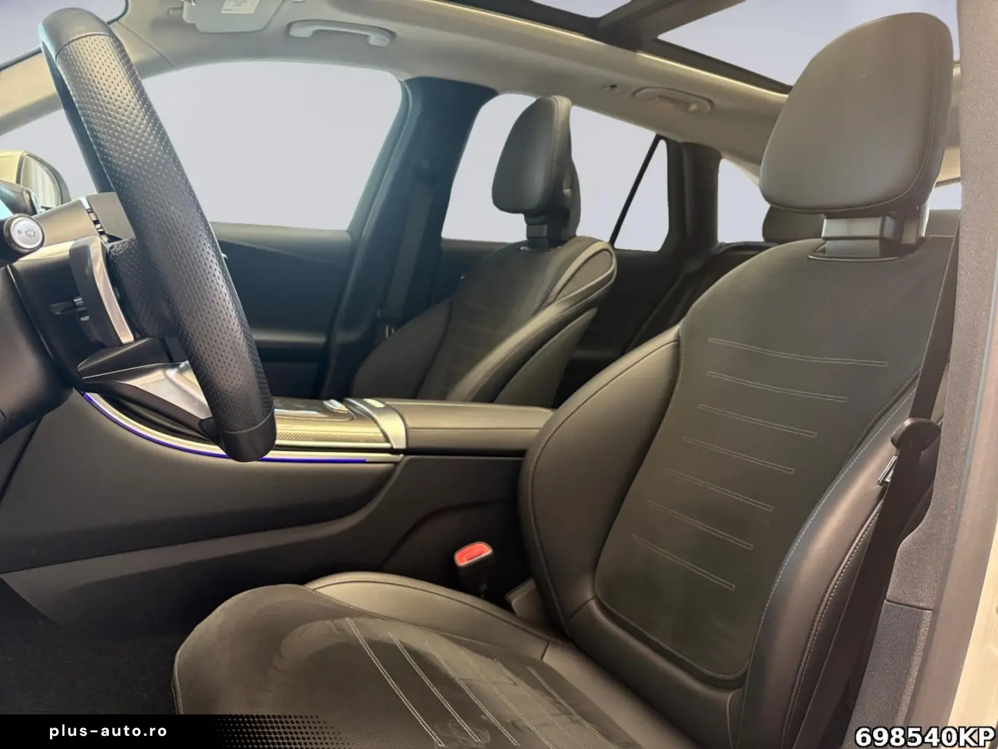 MERCEDES-BENZ GLC 300 d 4M AMG  AHK Pano DIGITAL LIGHT Mem